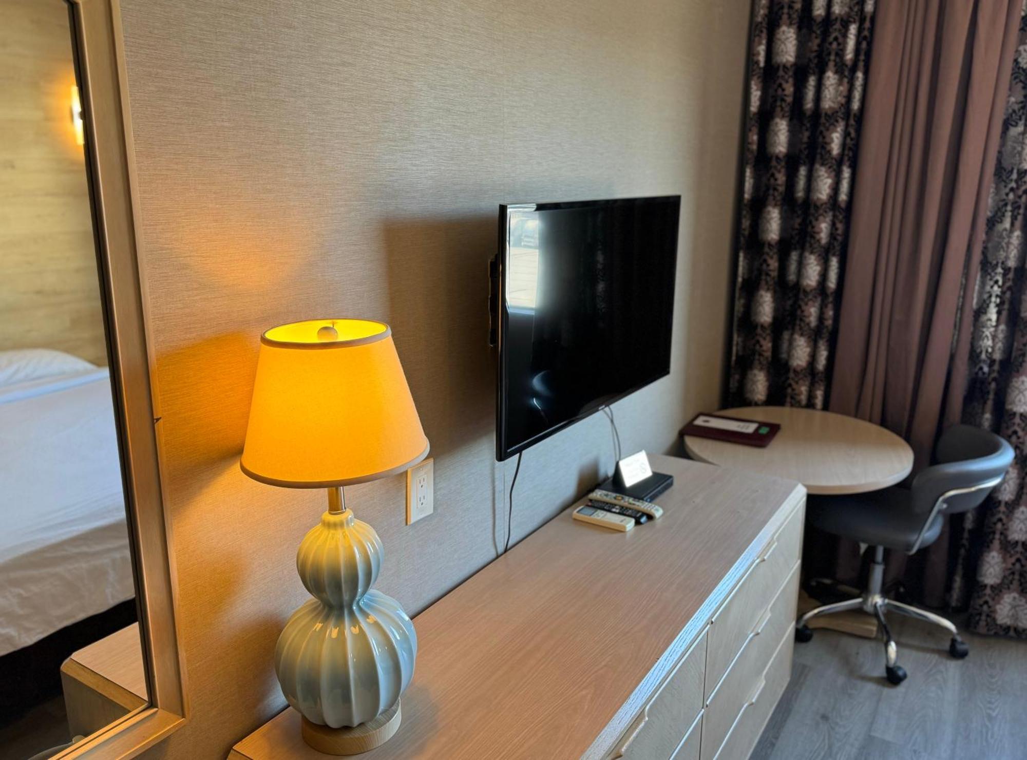 לוס אנג'לס Garden Suite Hotel And Resort מראה חיצוני תמונה