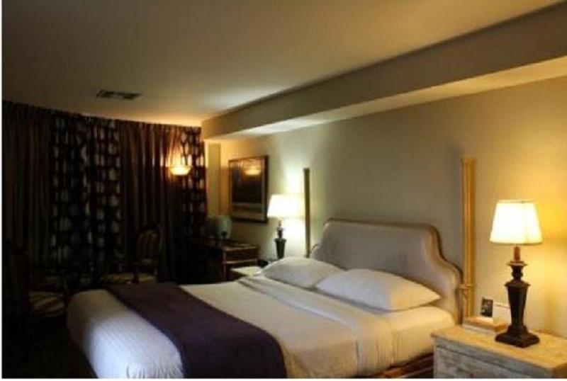 לוס אנג'לס Garden Suite Hotel And Resort מראה חיצוני תמונה